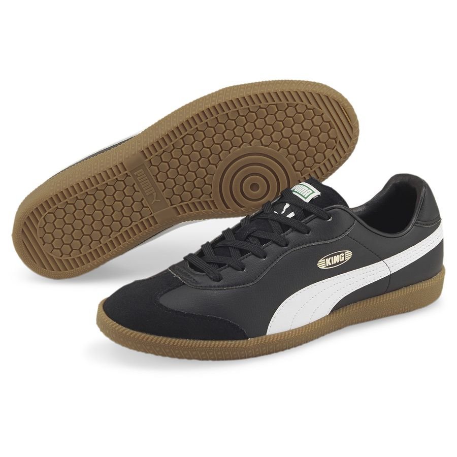 Puma King 21 IT-Black/White product image 1, provided for visual reference and product detail review