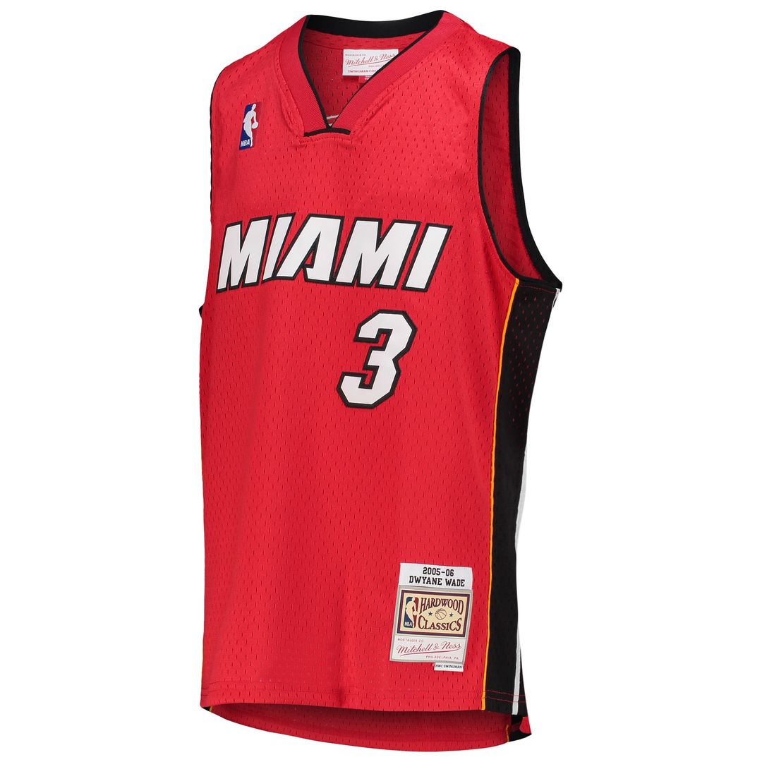 Miami Heat Dwyane Wade Mitchell & Ness Youth 2005/06 product image 2