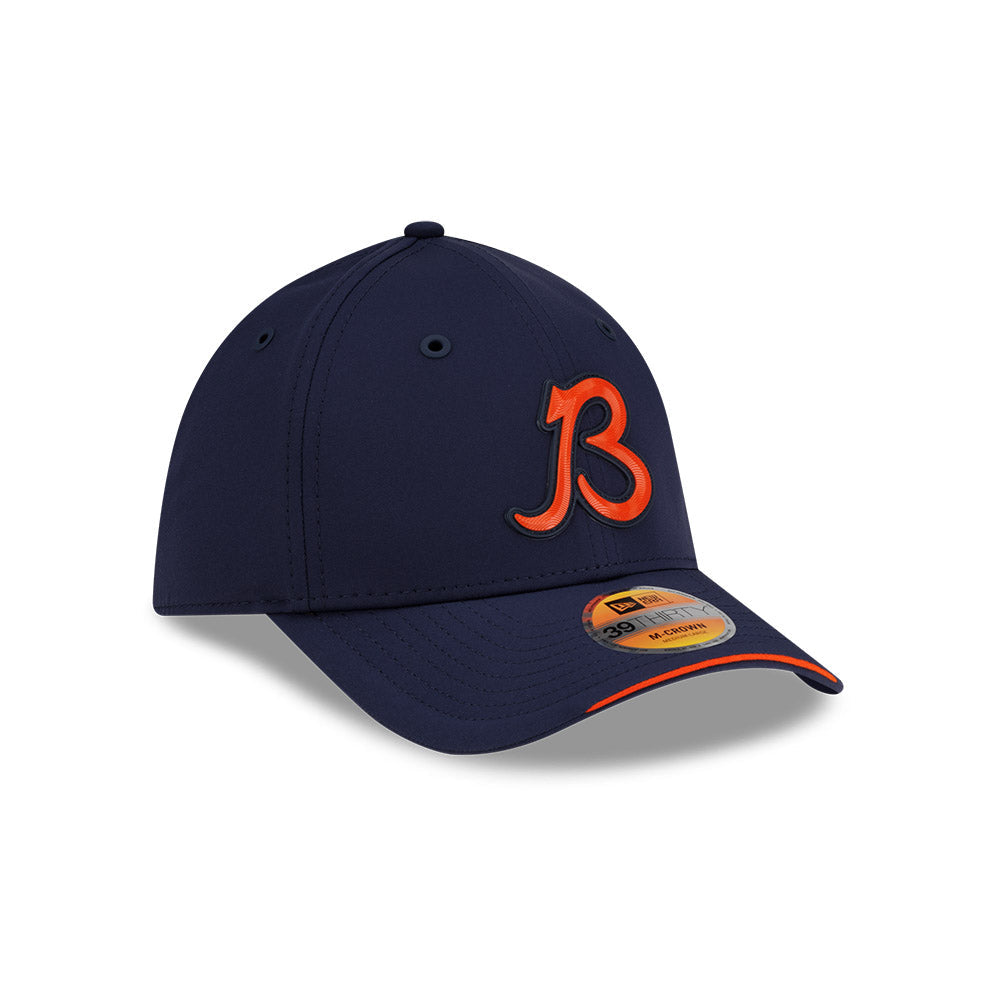 Chicago Bears 2026 Sideline B New Era 39THIRTY Flex Fit Hat product image 1, provided for visual reference and product