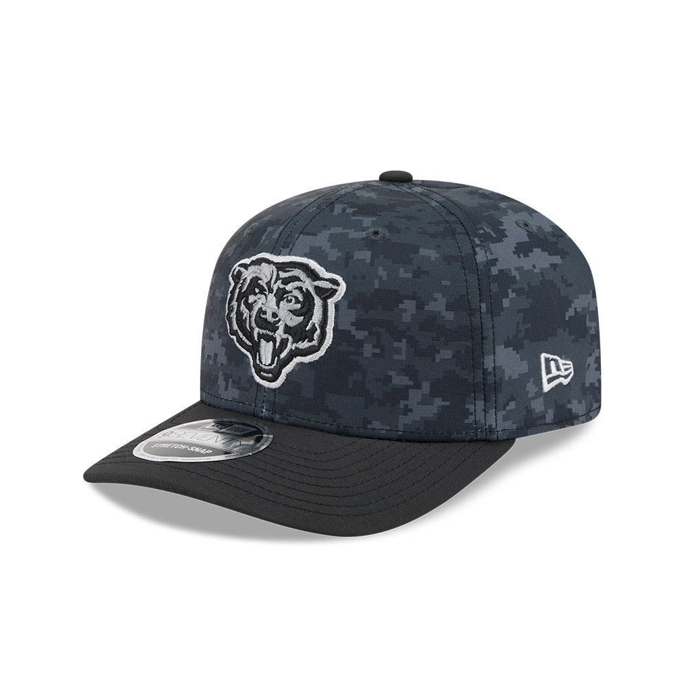 Chicago Bears New Era 2026 Salute To Service 9SEVENTY Stretch-Snap Adjustable Hat product image 3, provided for visual