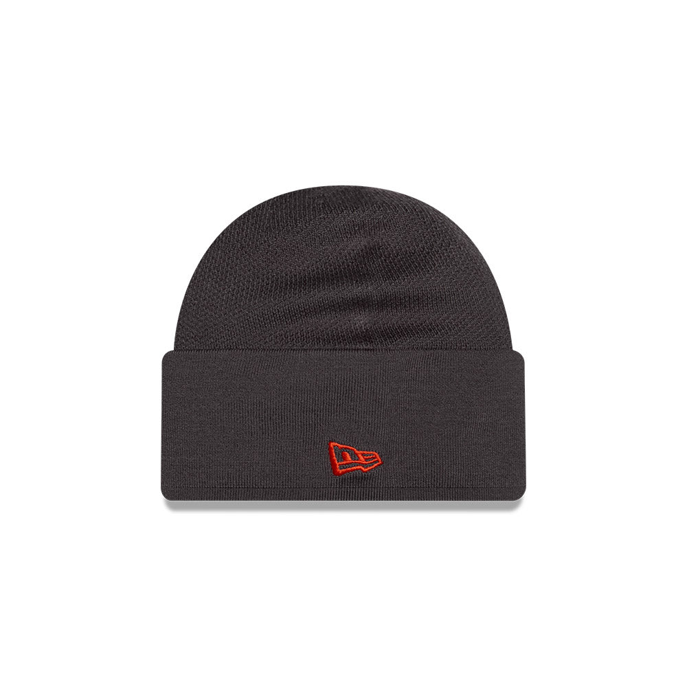 Chicago Bears New Era 2026 Sideline Skully Knit Hat product image 3, provided for visual reference and product detail review