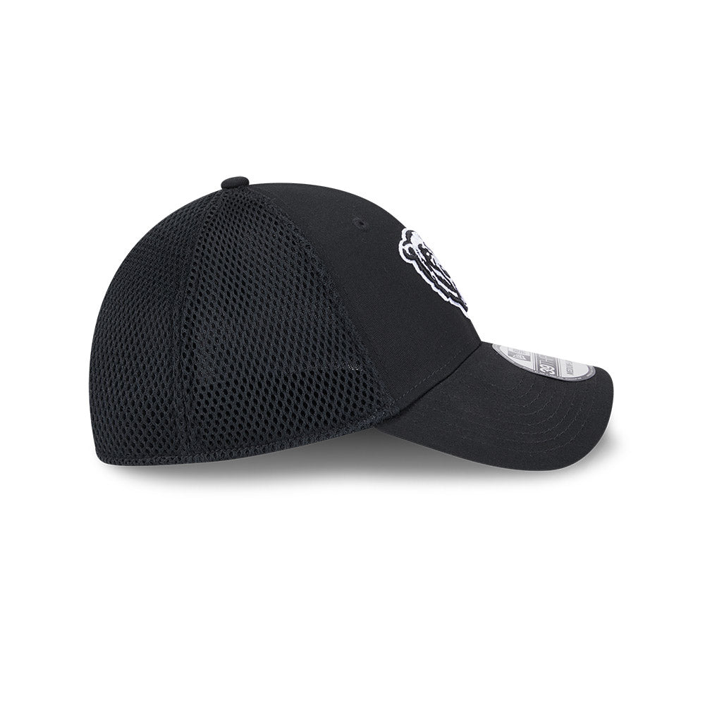 Chicago Bears New Era 39THIRTY Neo Black EG Flex Fit Hat product image 5, provided for visual reference and product detail
