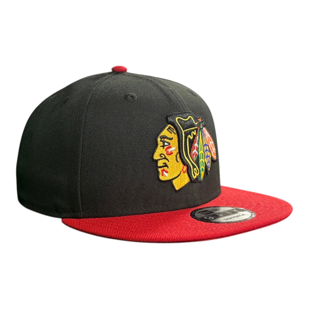 Chicago Blackhawks New Era 9FIFTY Black/Red Snapback Hat product image 1, provided for visual reference and product detail