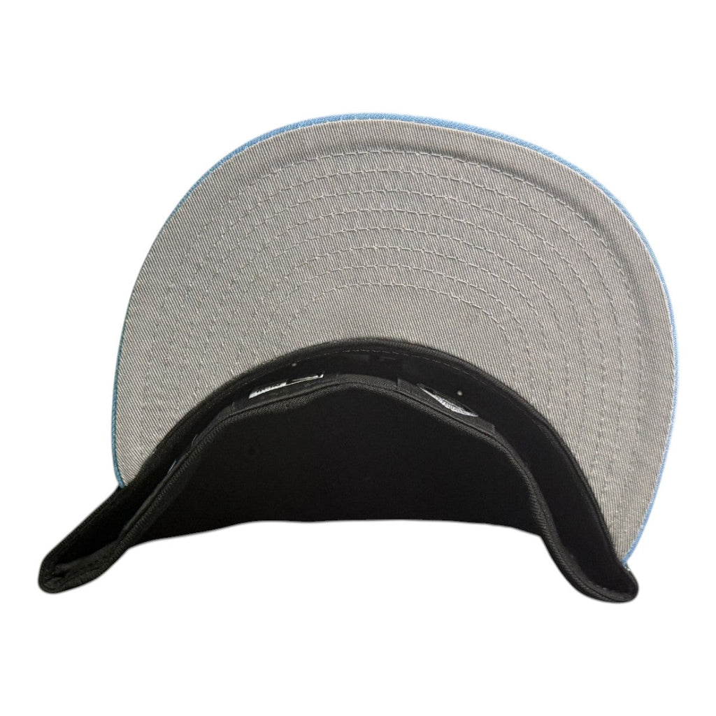 Chicago Blackhawks New Era Chicago Flag 59FIFTY Fitted Hat product image 4, provided for visual reference and product detail