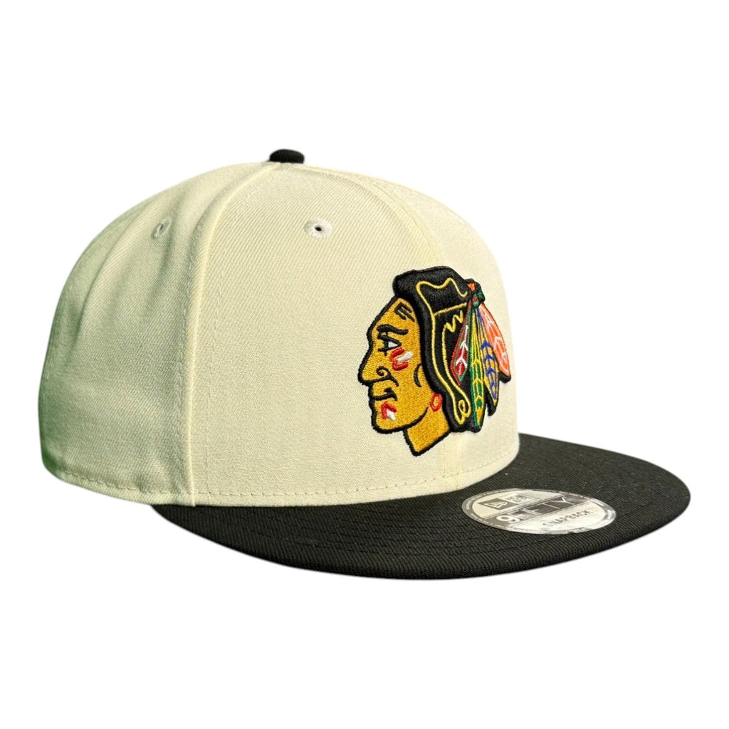 Chicago Blackhawks New Era Chrome/Black 9FIFTY Snapback Hat product image 1, provided for visual reference and product