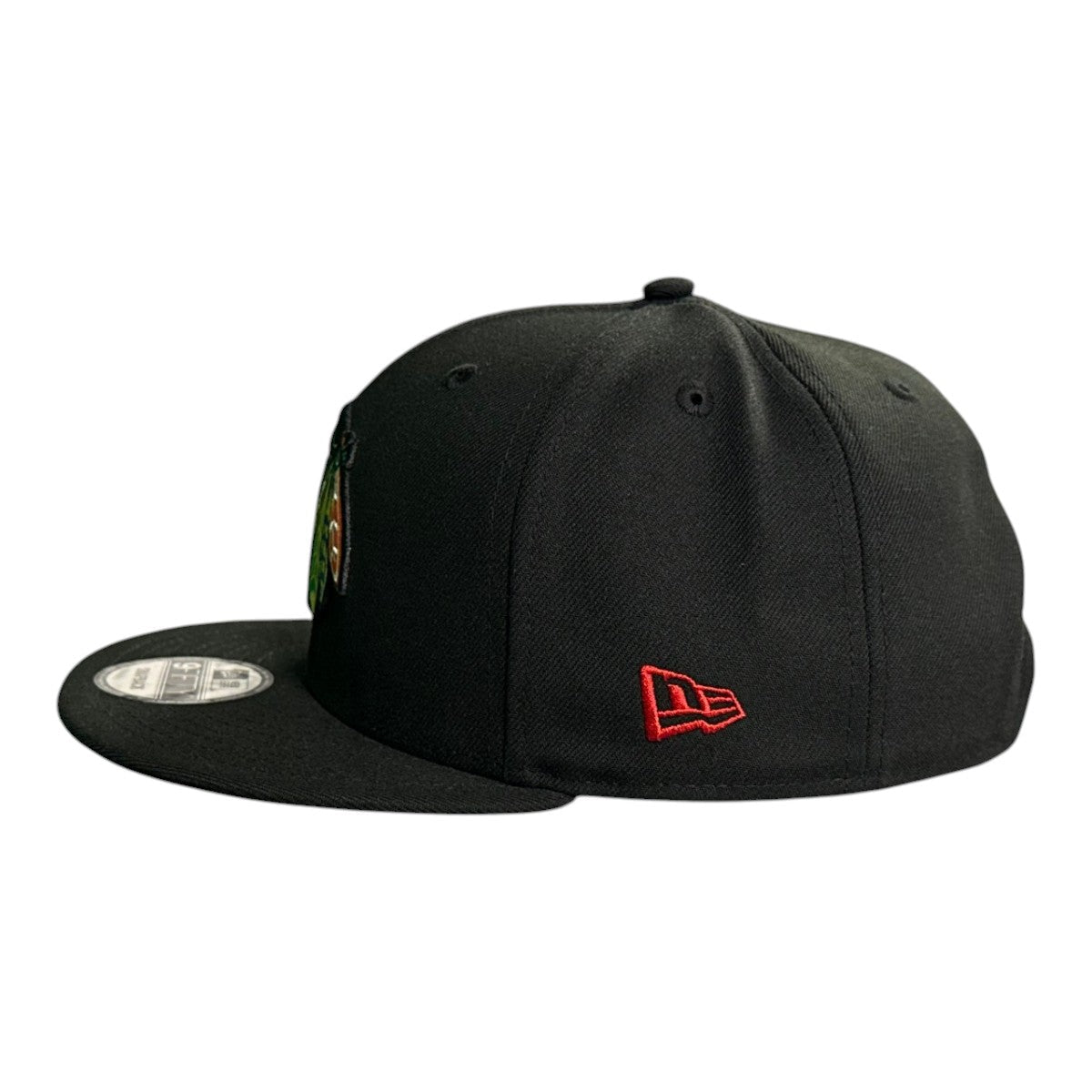 Chicago Blackhawks New Era Color Feathers Black 9FIFTY Snapback Hat product image 4, provided for visual reference and