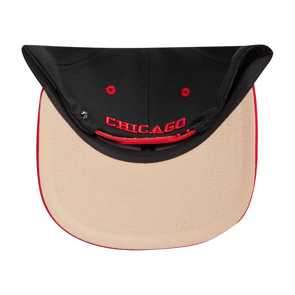 Chicago Blackhawks Pro Standard Black Retro Classic Snapback Hat product image 8, provided for visual reference and product