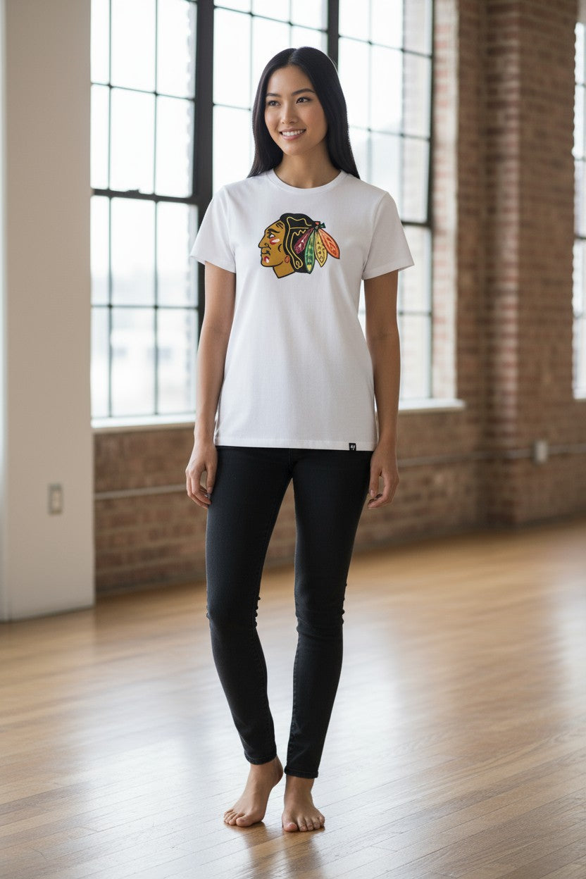Chicago Blackhawks '47 Women White Primary Logo Frankie T-Shirt product image 1, provided for visual reference and product