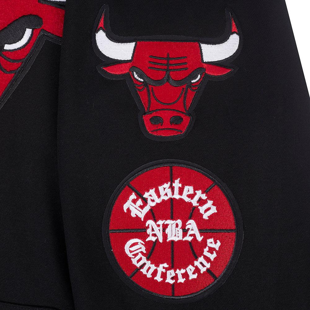 Chicago Bulls Pro Standard Black Retro Classic Rib Hoodie product image 5, provided for visual reference and product detail