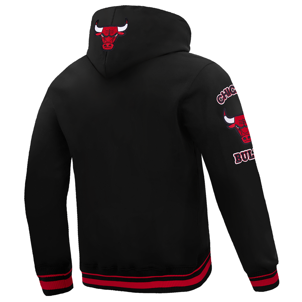 Chicago Bulls Pro Standard Black Retro Classic Rib Hoodie product image 2, provided for visual reference and product detail