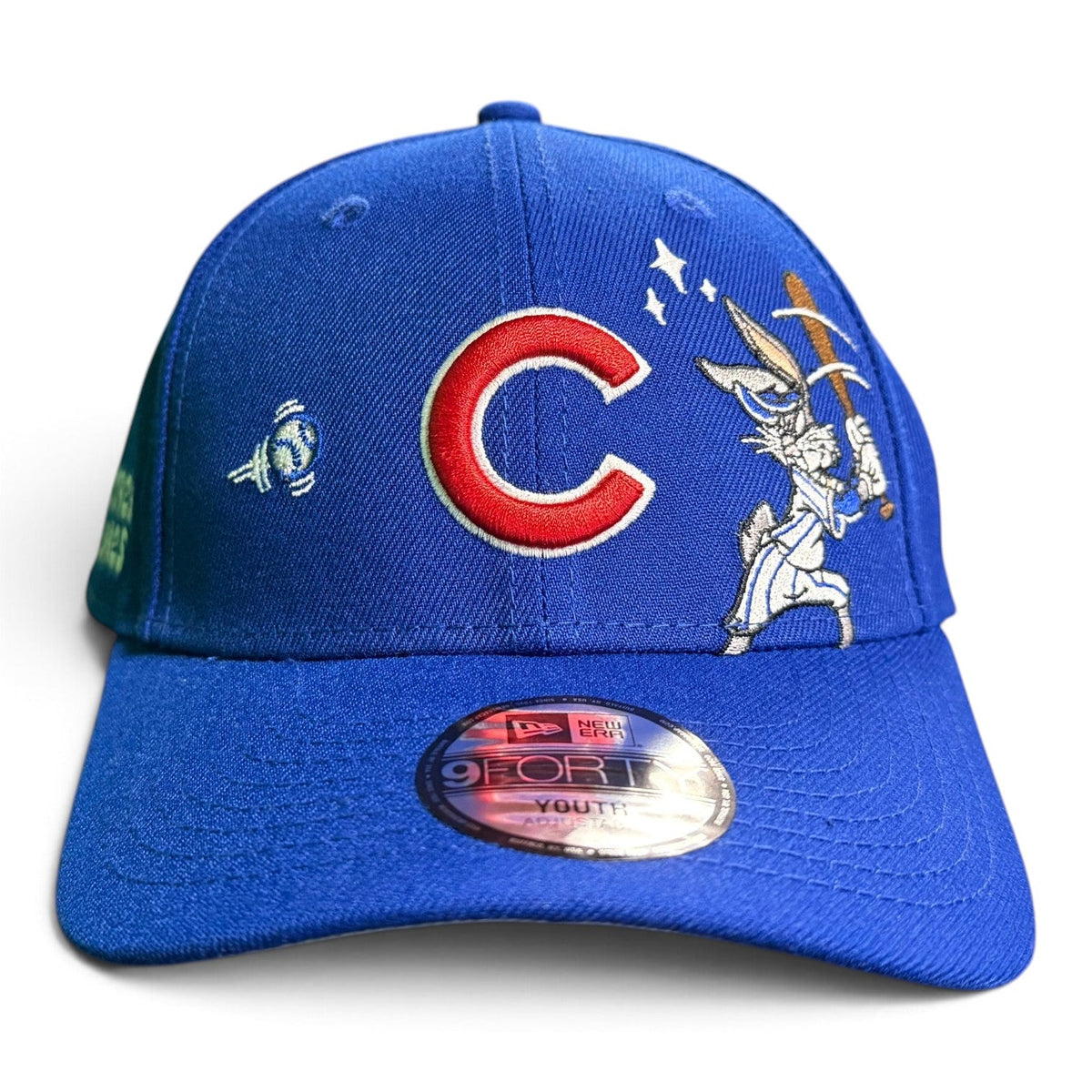 Chicago Cubs Looney Tunes New Era 9FORTY Adjustable Youth Hat product image 2, provided for visual reference and product