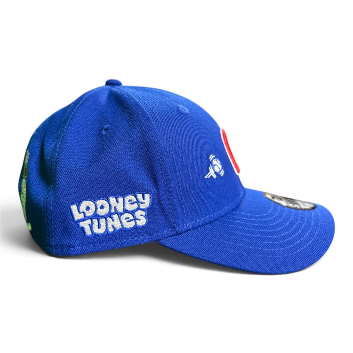 Chicago Cubs Looney Tunes New Era 9FORTY Adjustable Youth Hat product image 5, provided for visual reference and product