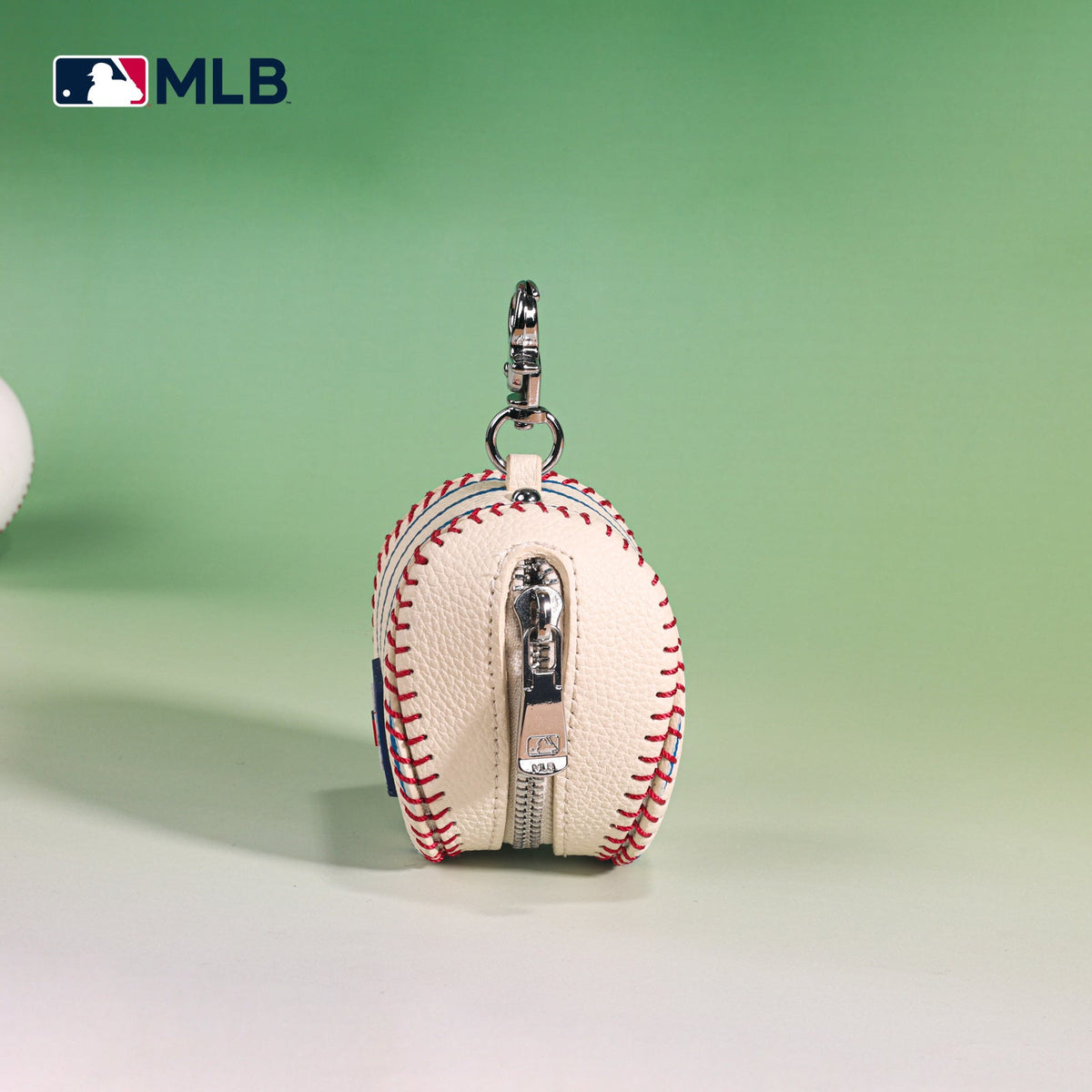 Chicago Cubs Montana West Pinstripe Keychain product image 2, provided for visual reference and product detail review