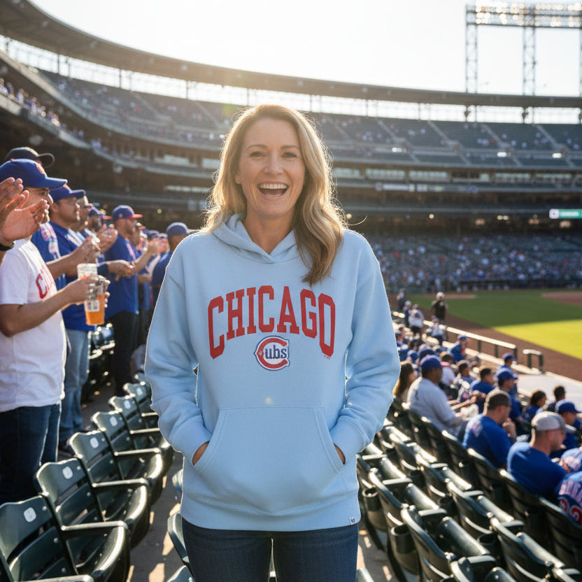 Chicago Cubs '47 Women Alt 2 Naomi Hoodie product image 1, provided for visual reference and product detail review