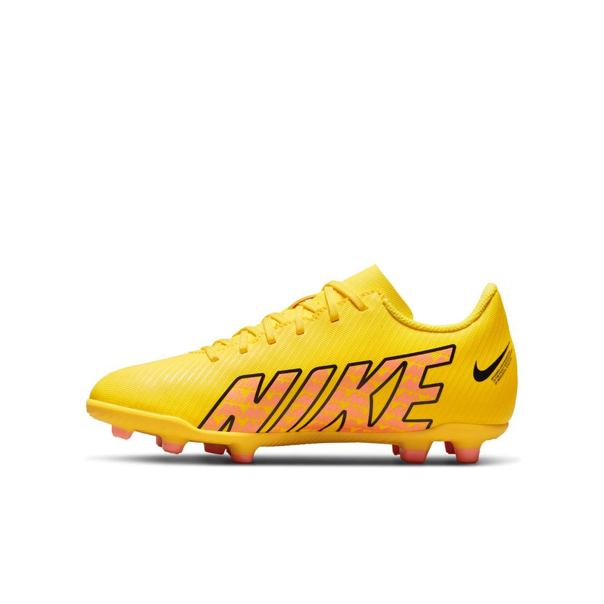 Nike Jr. Mercurial Vapor 15 Club FG/MG product image 2, provided for visual reference and product detail review