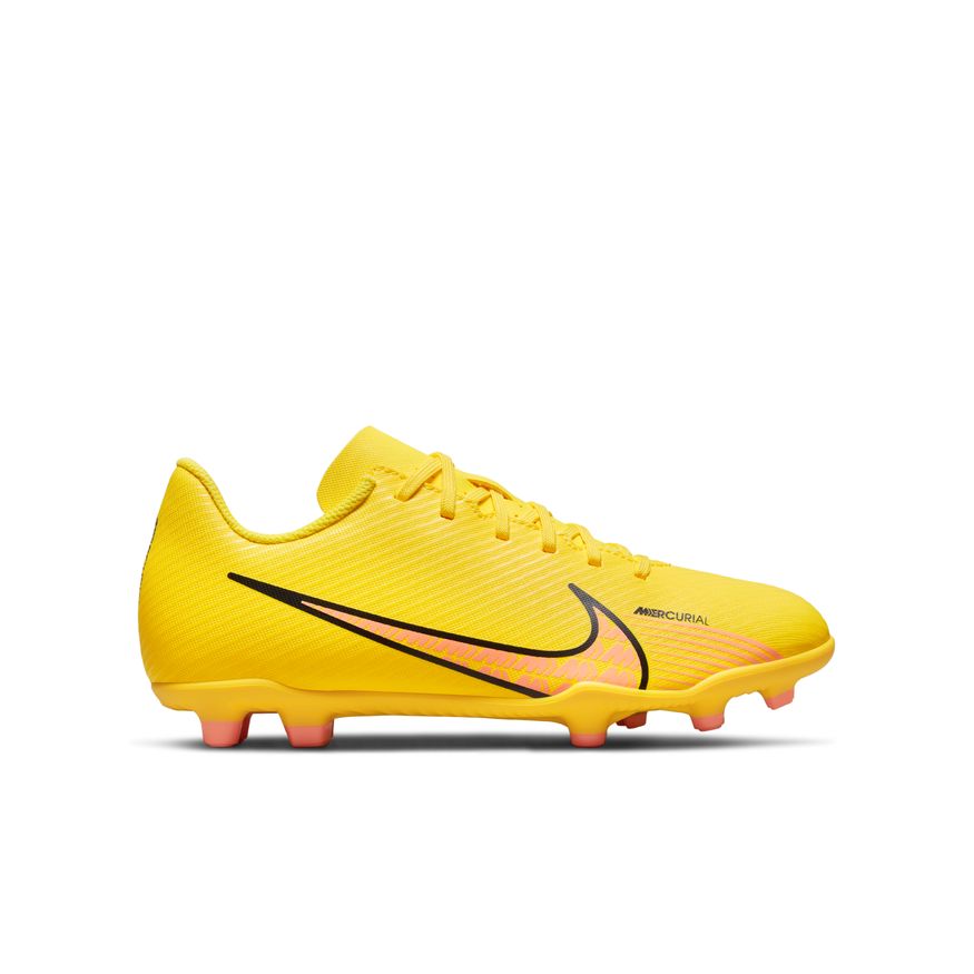Nike Jr. Mercurial Vapor 15 Club FG/MG product image 1, provided for visual reference and product detail review