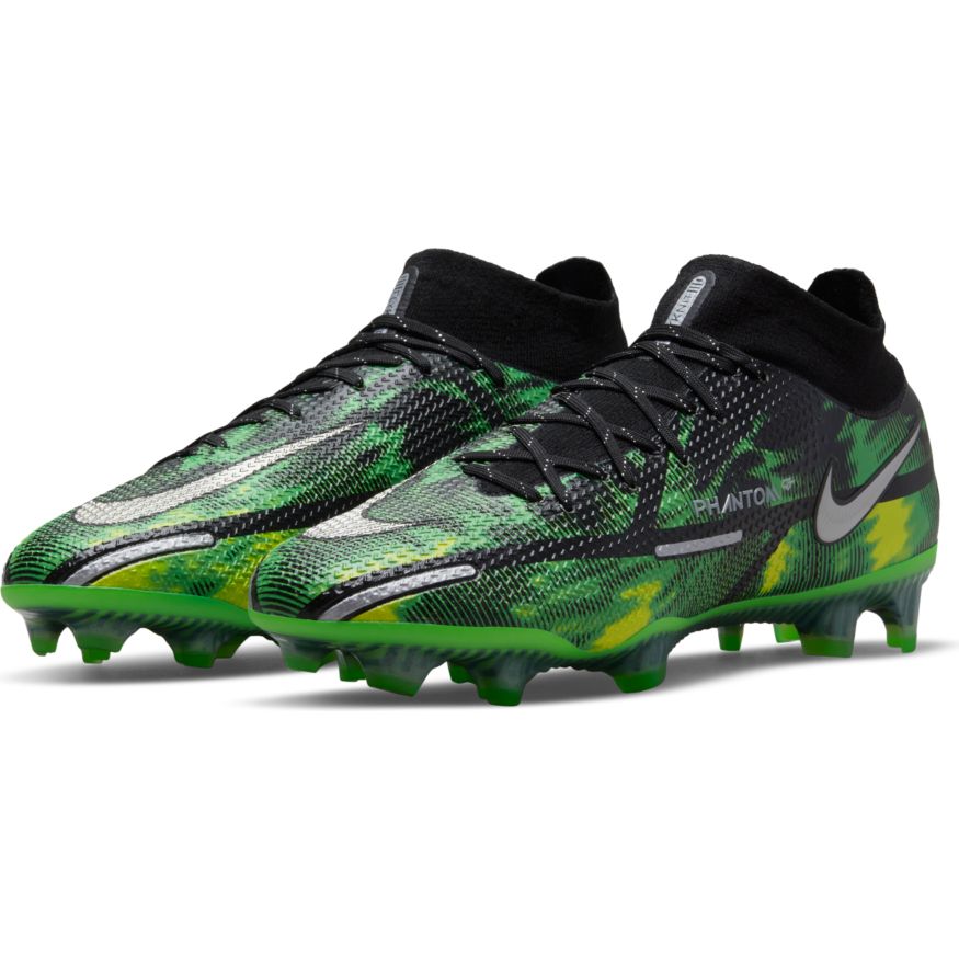 Nike Phantom GT2 Elite Dynamic Fit FG product image 3, provided for visual reference and product detail review