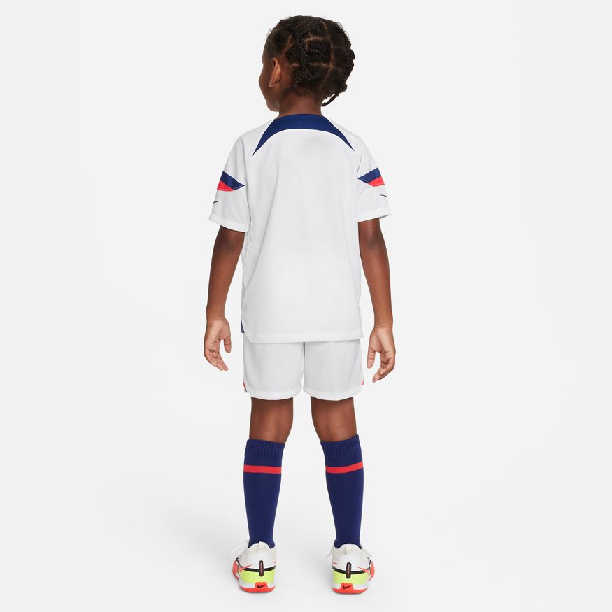 Nike Little Kid's U.S. Home Soccer Kit 2022/23 product image 2, provided for visual reference and product detail review
