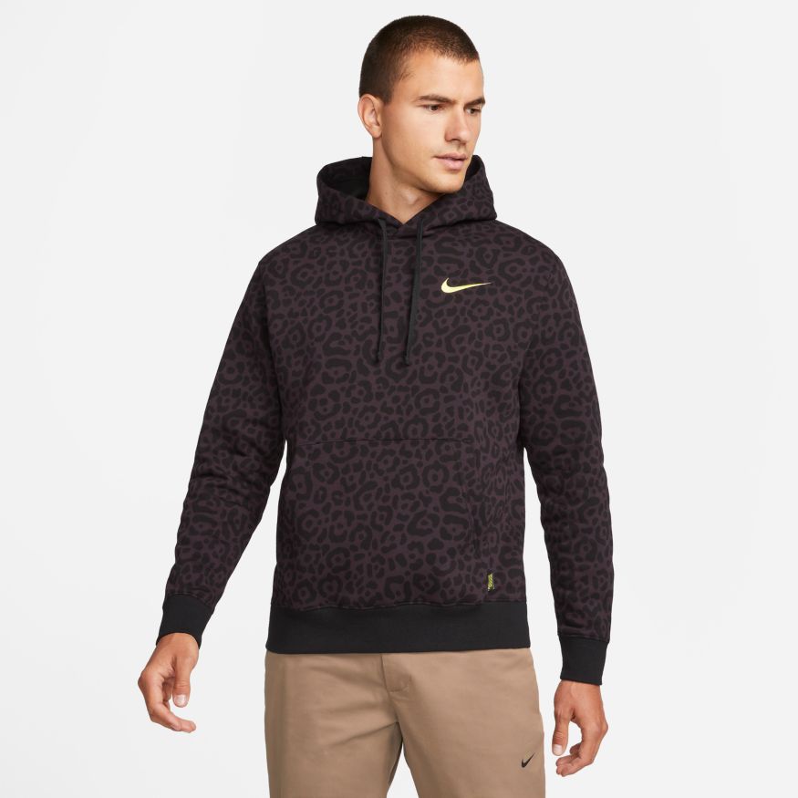 Nike Brazil Club Fleece Men Graphic Pullover Hoodie product image 1, provided for visual reference and product detail review