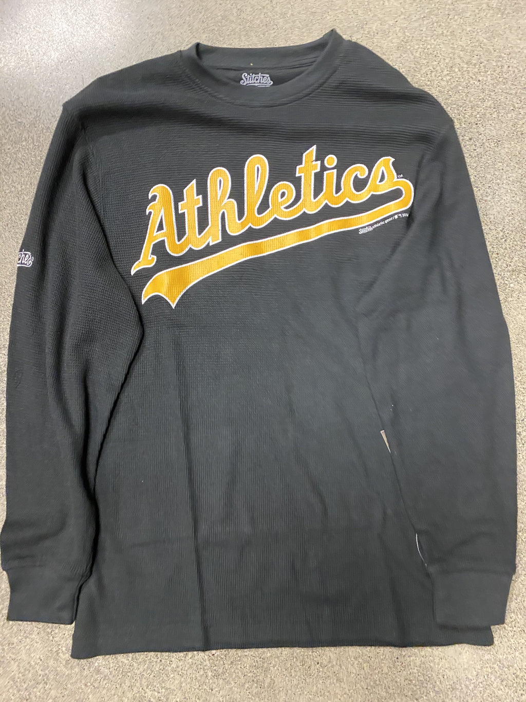 Oakland STITCHES LONG SLEEVE -BLACK for Men product image 2, provided for visual reference and product detail review