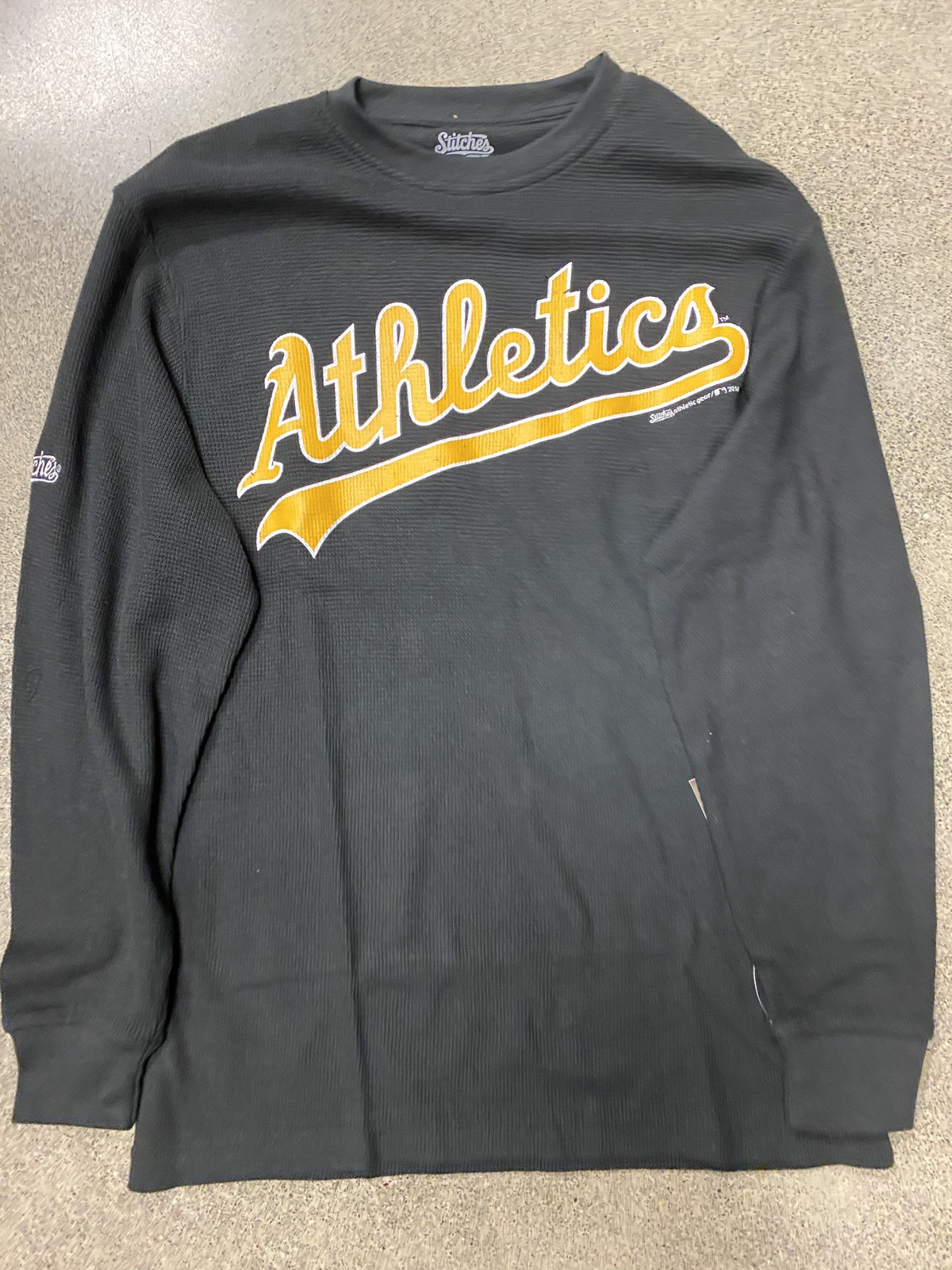 Oakland STITCHES LONG SLEEVE -BLACK for Men product image 2, provided for visual reference and product detail review