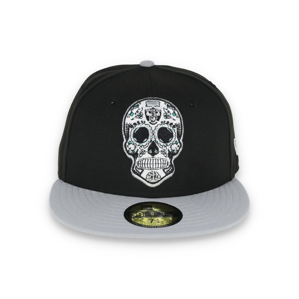 New Era Las Vegas Raiders Sugar Skull 59Fifty Fitted Hat-Black/Grey product image 2, provided for visual reference and