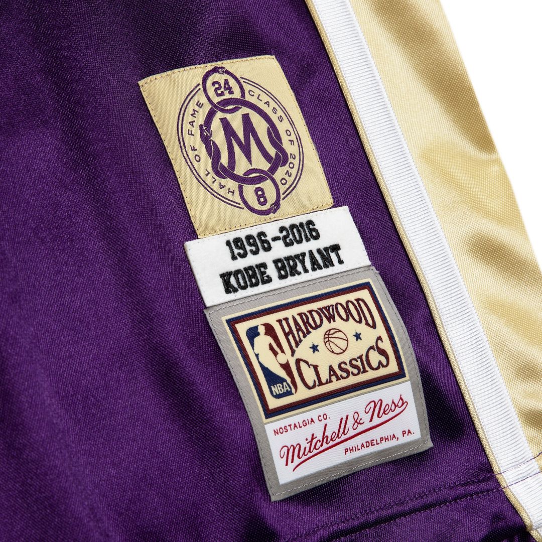 Los Angeles Lakers Kobe Bryant Mitchell & Ness Hall of Fame product image 9