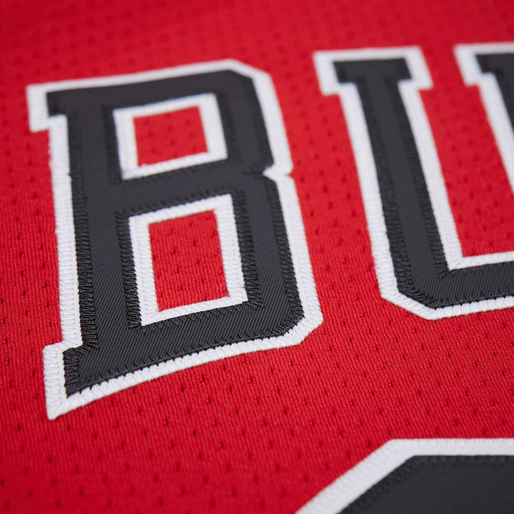 Chicago Bulls Michael Jordan Mitchell & Ness 1996/97 product image 8
