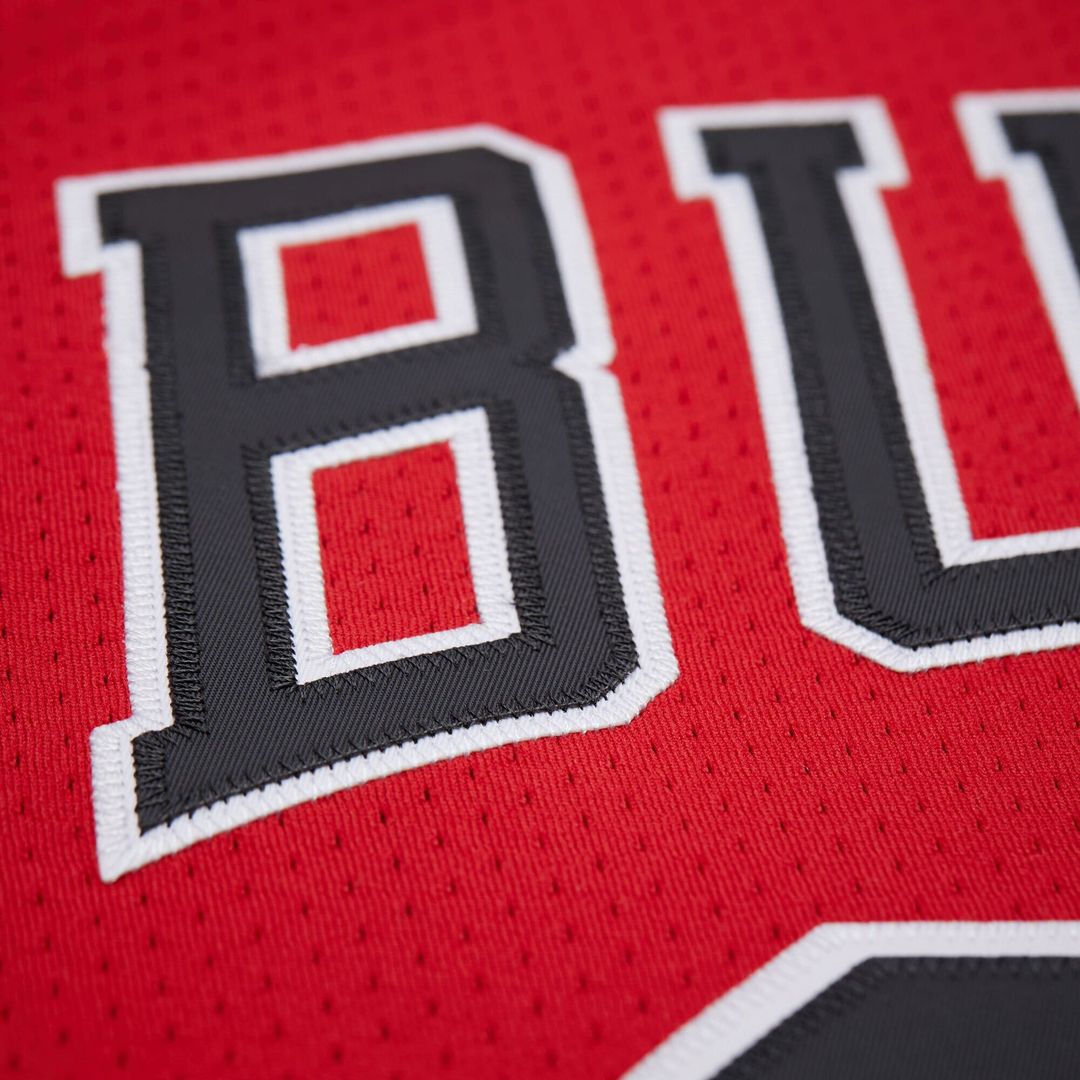 Chicago Bulls Michael Jordan Mitchell & Ness 1996/97 product image 8