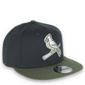 New Era St. Louis Cardinals 2-Tone Color Pack 9FIFTY Snapback Hat- Grey/Olive product image 1, provided for visual reference