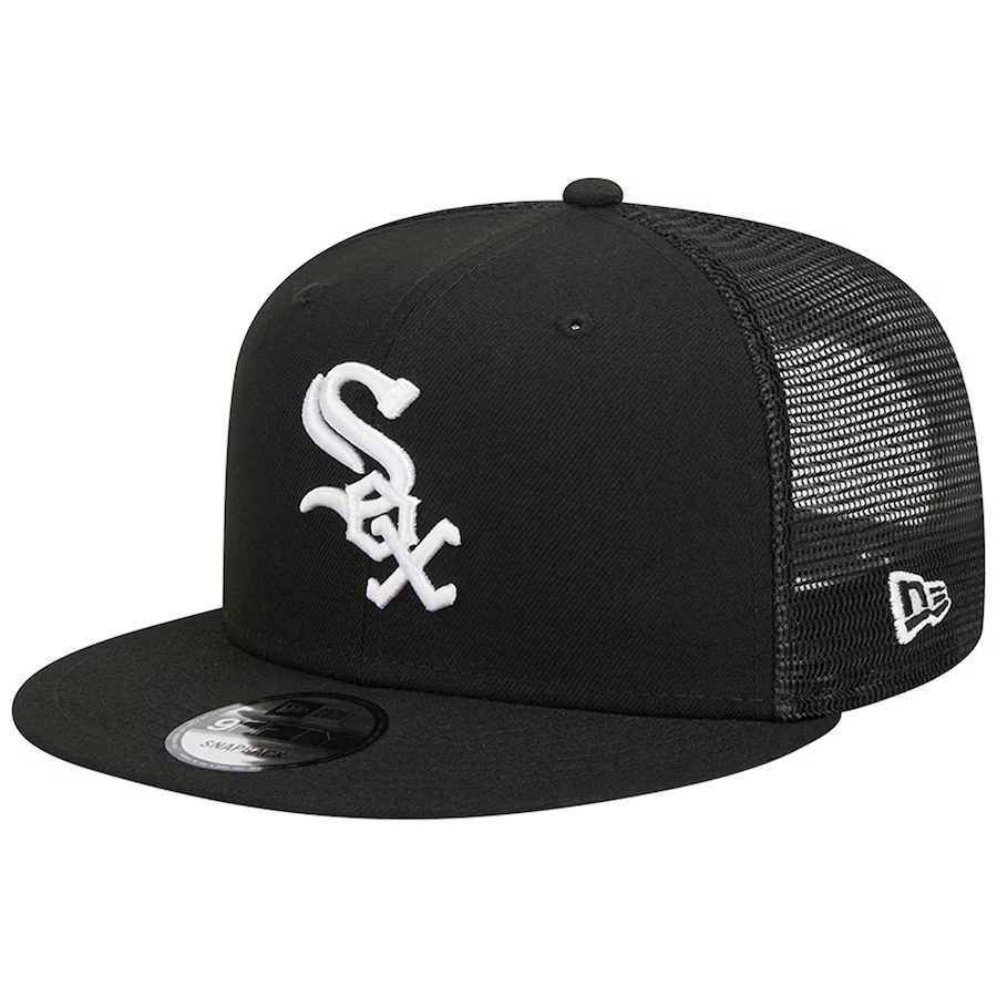 New Era Chicago White Sox Trucker 9FIFTY Snapback Hat - Black/White product image 3, provided for visual reference and