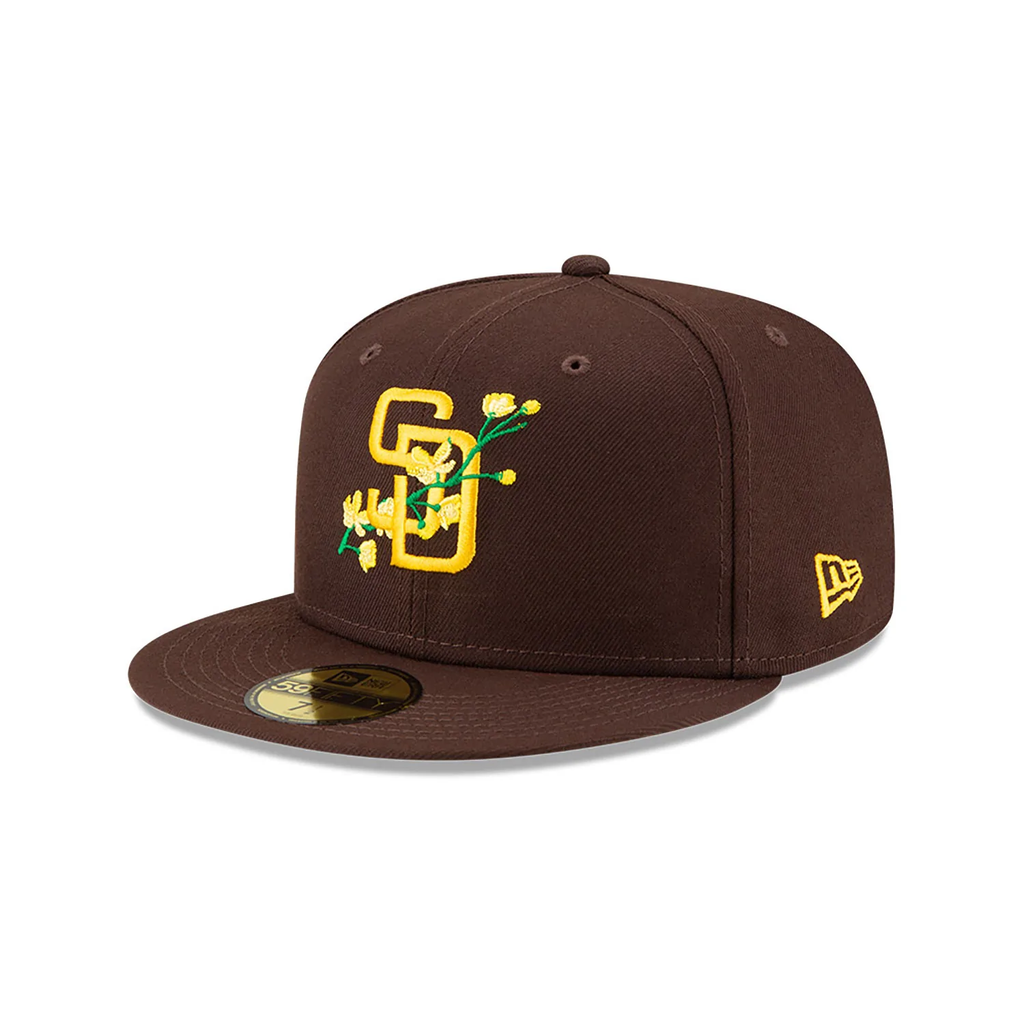 New Era San Diego Padres Floral Sidepatch Bloom 59Fifty Fitted Hat product image 2, provided for visual reference and