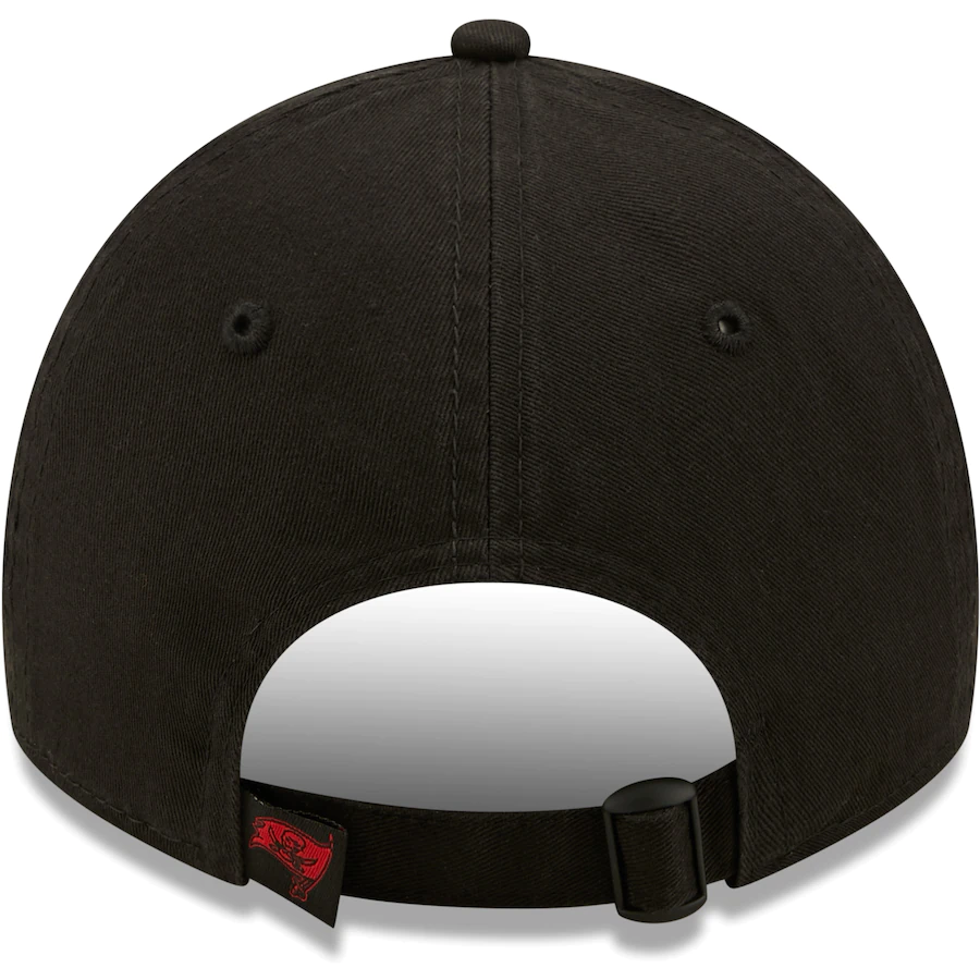 Tampa Bay Buccaneers New Era Black 2.0 Core Classic 9TWENTY Adjustable Hat Era 2.0 Core Classic 9TWENTY Adjustable Hat -